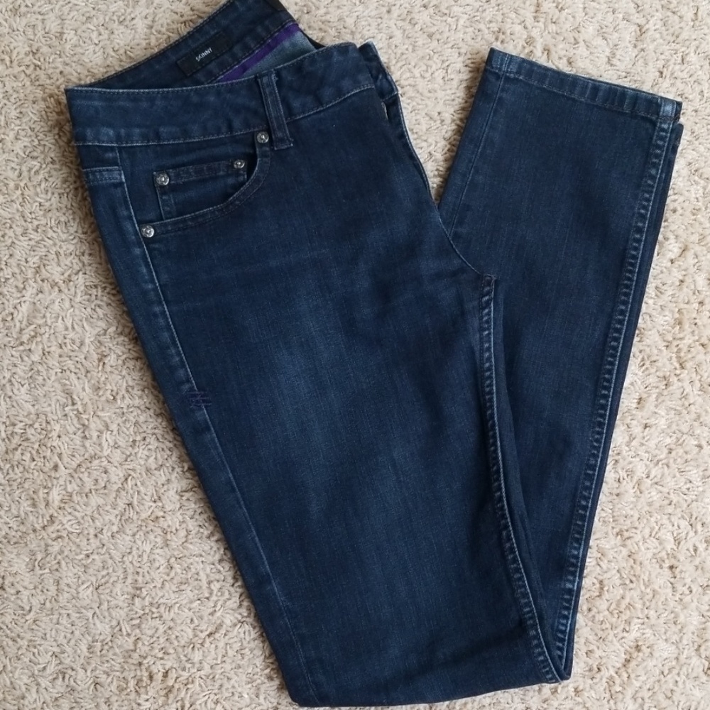 28/8 skinny jeans. Dark wash